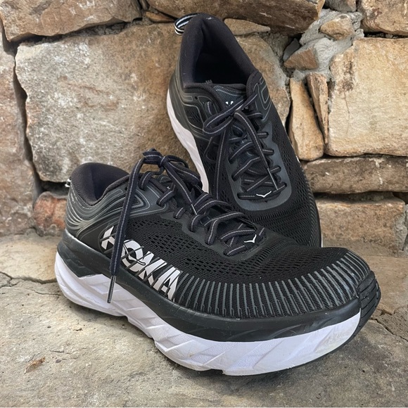 Hoka Shoes - 🌸SOLD🌸 HOKA ONE ONE Bondi 7 Women’s Cushioned Running Shoes Size 9.5